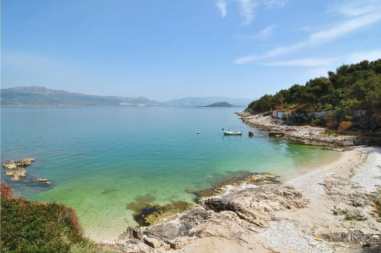Spacious Modern Apt With Big Patio And Sea View Slatine Appartement