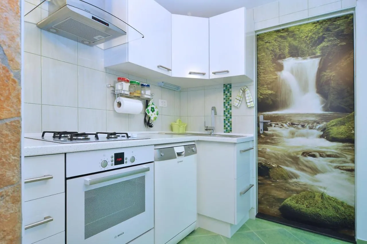 Spacious Modern Apt With Big Patio And Sea View Slatine
