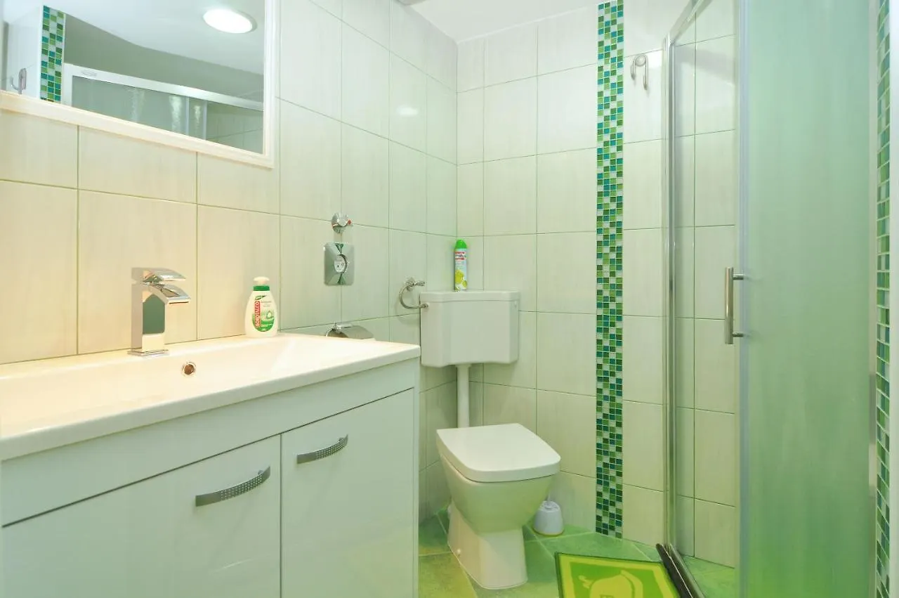 Apartment Spacious Modern Apt With Big Patio And Sea View Slatine Croatia